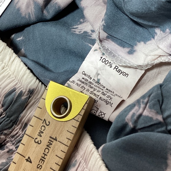 NWT Yak&Yeti large Tie-Dye Flare Pants - Picture 9 of 13